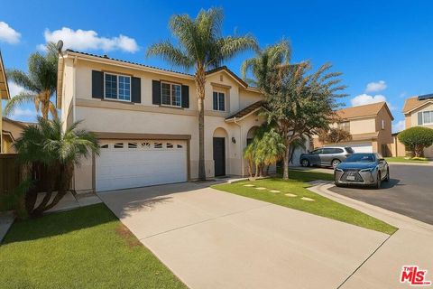 Photo of 16462 TURNBURY Court, Chino Hills, CA 91709 (MLS # 25615367)