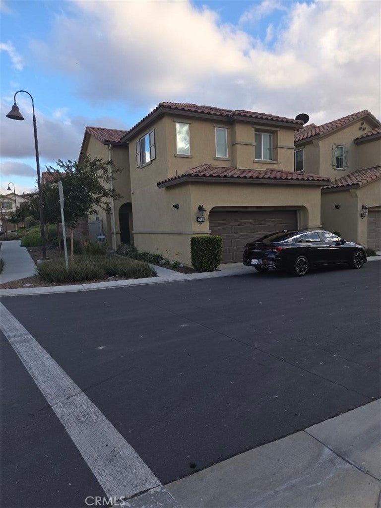 27347 Red Rock