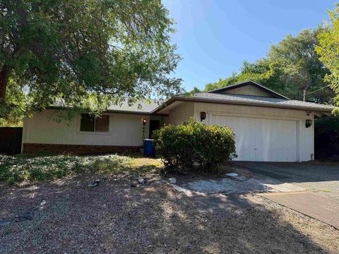 Photo of 4410 Shade RD, La Mesa, CA 91941 (MLS # 260011476SD)