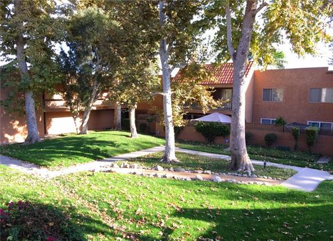 Photo of 6600 Warner Avenue #248, Huntington Beach, CA 92647 (MLS # OC25249002) Photo of 6600 Warner Avenue #248, Huntington Beach, CA 92647 (MLS # OC25249002)