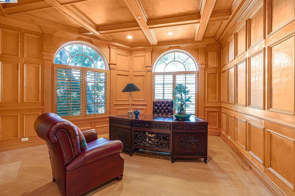 BURLINGAME - Residential