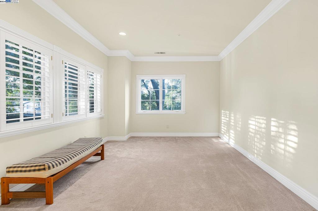 BURLINGAME - Residential