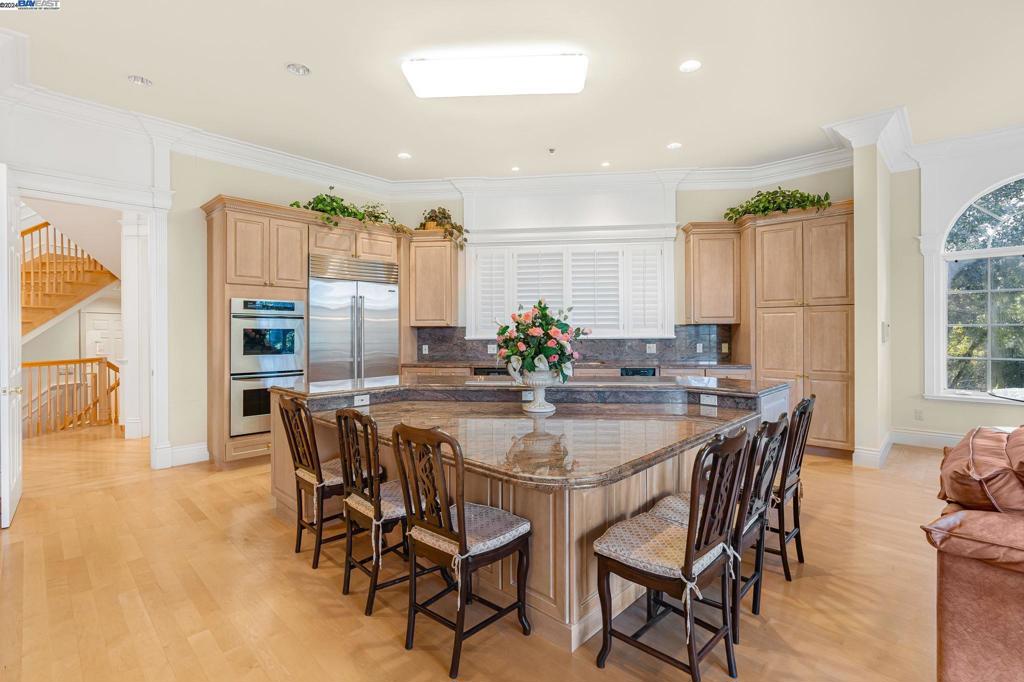 BURLINGAME - Residential