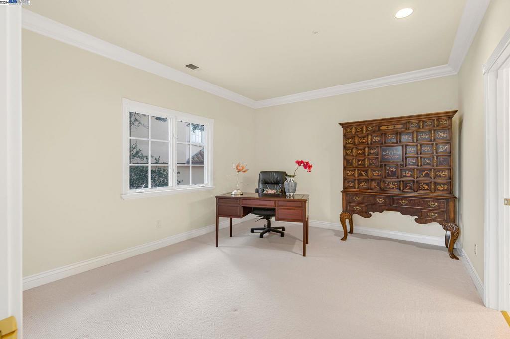 BURLINGAME - Residential