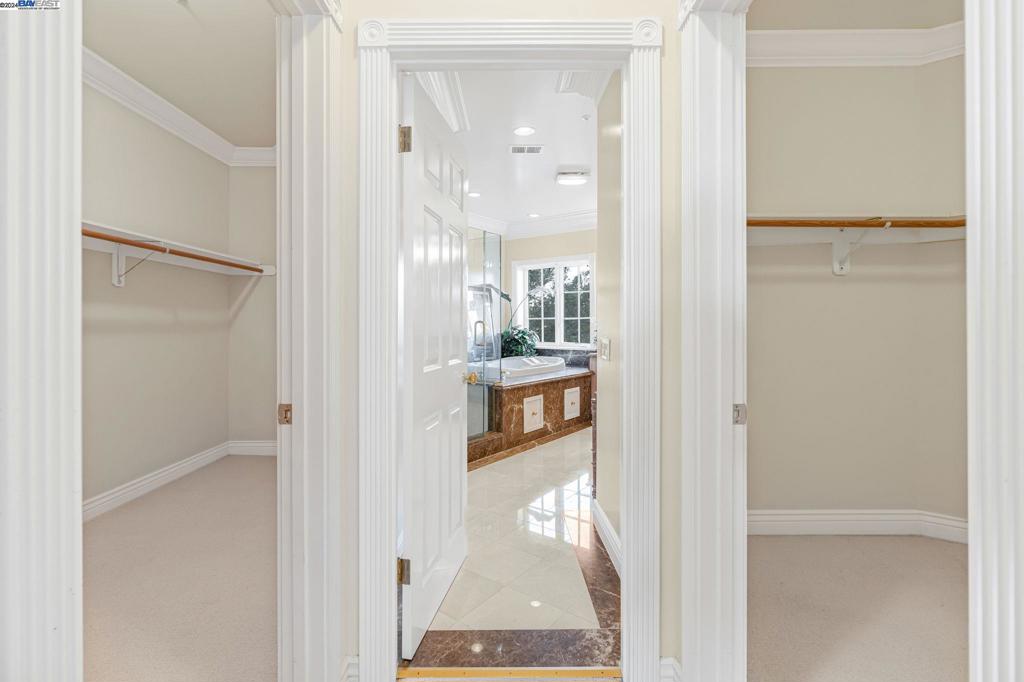 BURLINGAME - Residential