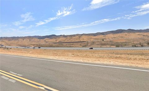 Photo of 0 ridge rte rd, Castaic, CA 91384 (MLS # AR26098095)