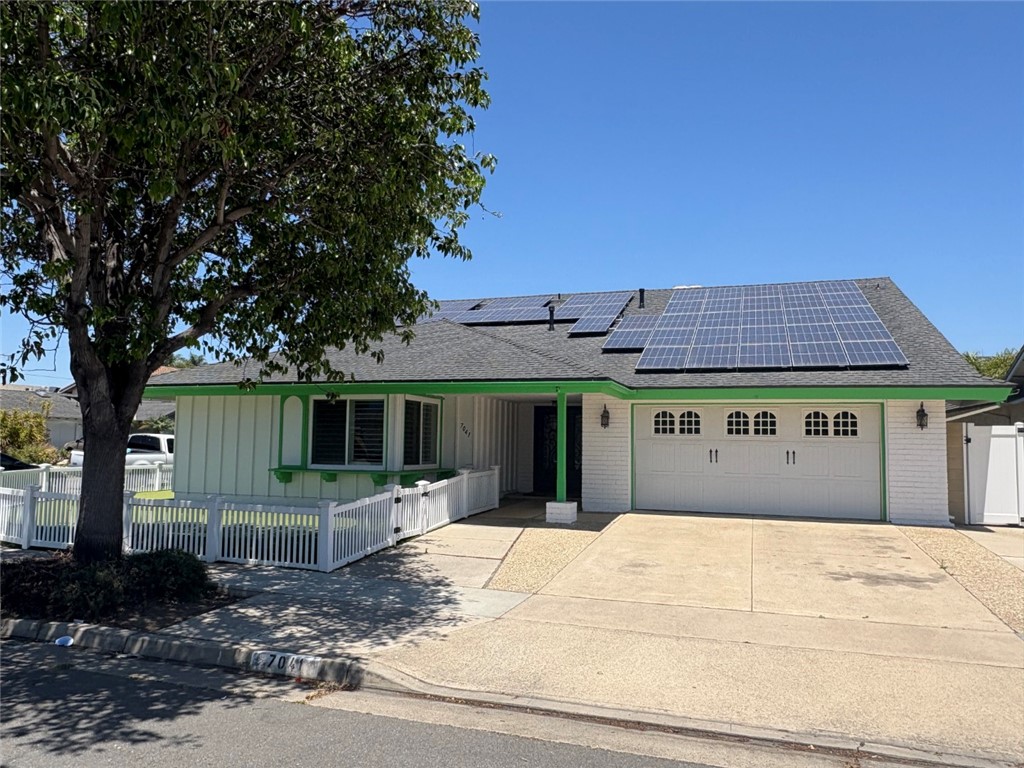 Upgraded 4 bedroom, 3 bath Huntington Beach pool home with bright open floor plan. Must see to believe - this home will rent quickly!
Features include:
* Bright, open designer kitchen w/ white wood cabinetry, soft tone granite countertops, white subway tiles, stainless steel appliances including a chef quality stove and refrigerator (included as-is), massive triangular center island/breakfast bar with pendant lights, pantry closet, hardwood floors and recessed lighting. Dining area with custom bench seating.
* Living room with inviting fireplace and adjacent family room feature luxury vinyl tile flooring and provide spacious living areas.
* Master suite features multiple closets and a completely remodeled en-suite bath with custom tiled walk-in shower with inset, new white wood vanity with white quartz countertop, new tile flooring, new toilet, mirror and fixtures.
* Ground floor living family rooms both feature warm inviting fireplaces and sliding glass doors to the front and back yards.
* Additional bedrooms are all quite spacious with walk-in closets and custom lights in each. These rooms are served by two main hallway bathes (one with a full shower/tub combo).
* Sparkling built-in swimming pool with water fall and large raised spa (pool service provided by Landlord)
* CENTRAL AIR CONDITIONING
* L-shaped putting/chipping green.
* Firepit with built-in cabinet for flatscreen TV.
* Spacious patio and faux grass area.
* This home is perfect for entertaining.
* Designer touches include new paint throughout, brand new carpet in all of the bedrooms, custom light fixtures, custom metal front door, hardwood flooring, plantation shutters, crown molding, recessed lighting.
* Built-in security system (monitoring may be enabled at Tenant's cost)
* Attached garage with automatic garage door opener and laundry hookups and three car driveway.
* Close to award winning schools and a short distance to world famous beaches, the Huntington Beach pier, dining, entertainment, shopping and all major freeways.
LEASE DETAILS:
* Home is available for immediate occupancy.
* One year lease required, 18 months preferred..
* Small pet MAY be considered with exceptional credit and financials.
* Sorry, absolutely NO SMOKING or vaping permitted.
* Tenant responsible for all utility services. Solar panels will reduce electricity costs significantly.
* Pool & gardening services provided by landlord.