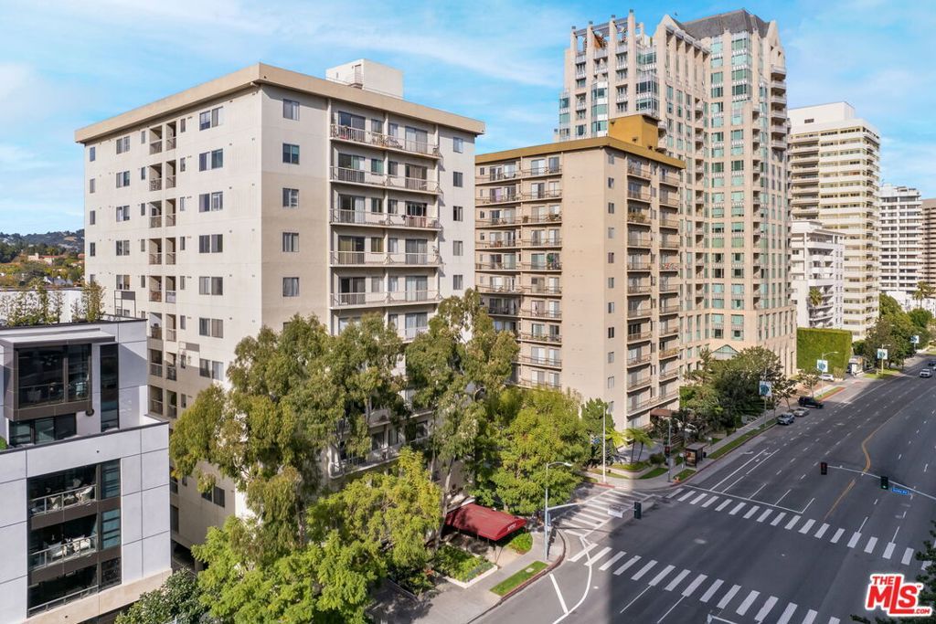 Photo of 10751 Wilshire Boulevard #1204, Los Angeles, CA 90024 (MLS # 25571023)