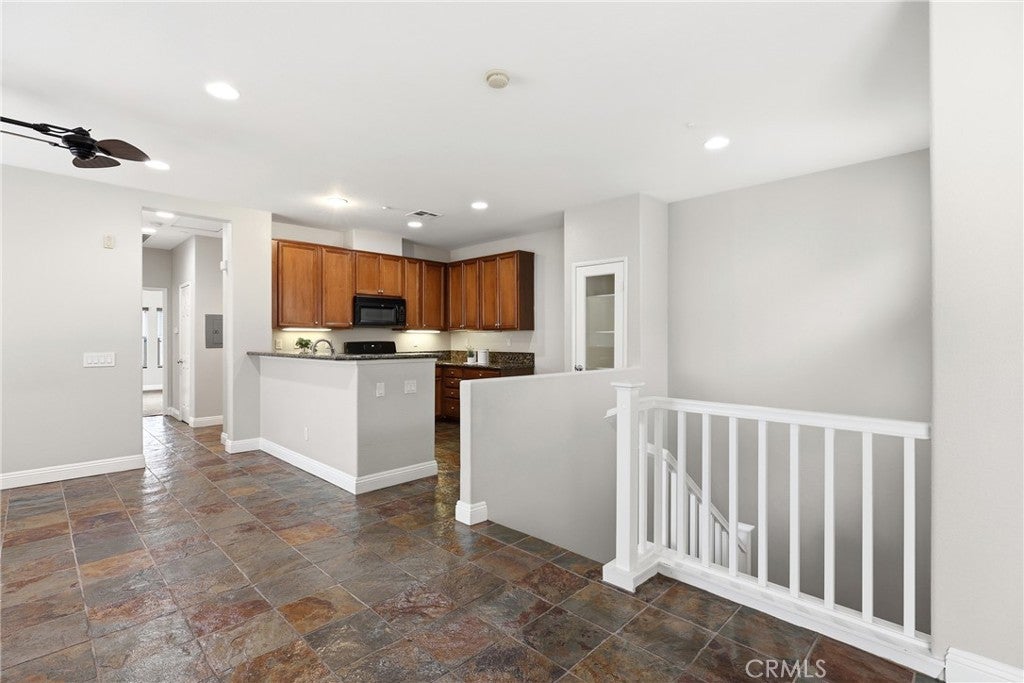 11450 Church Street 28