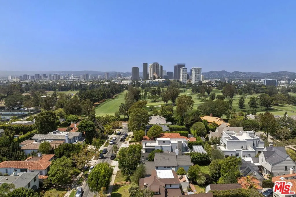 Los Angeles, California 90064, United States, 5 Bedrooms Bedrooms, ,5 BathroomsBathrooms,Residential,Active,191342