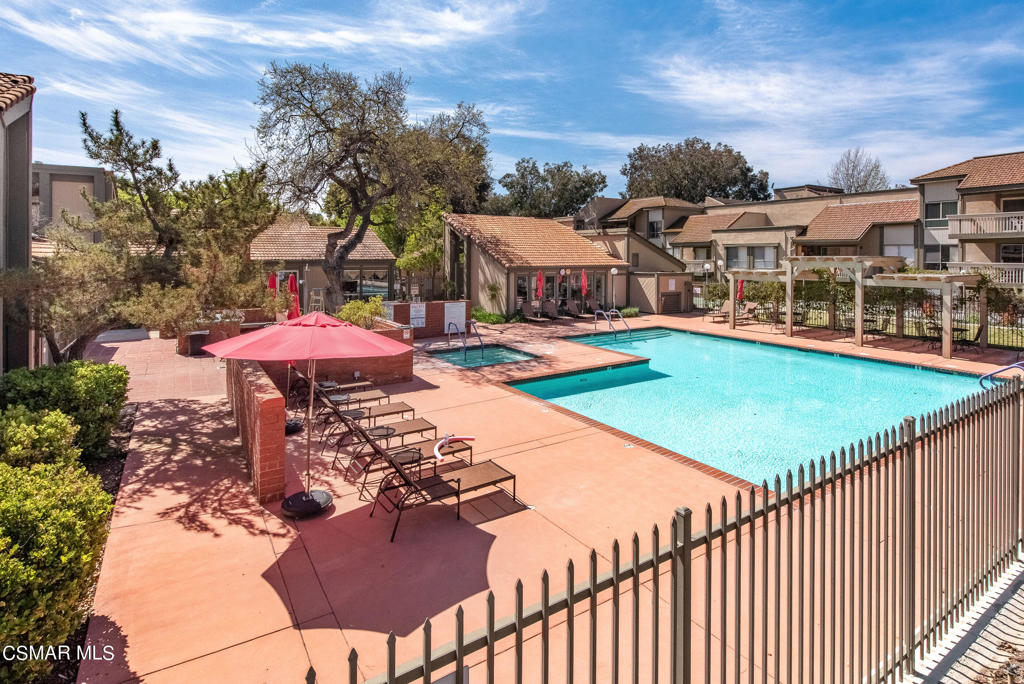 Oaknoll Villas-314 - 1002792 - Residential