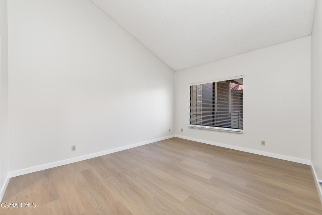 Oaknoll Villas-314 - 1002792 - Residential