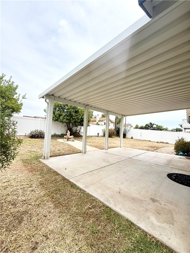 8742 Feathertop
