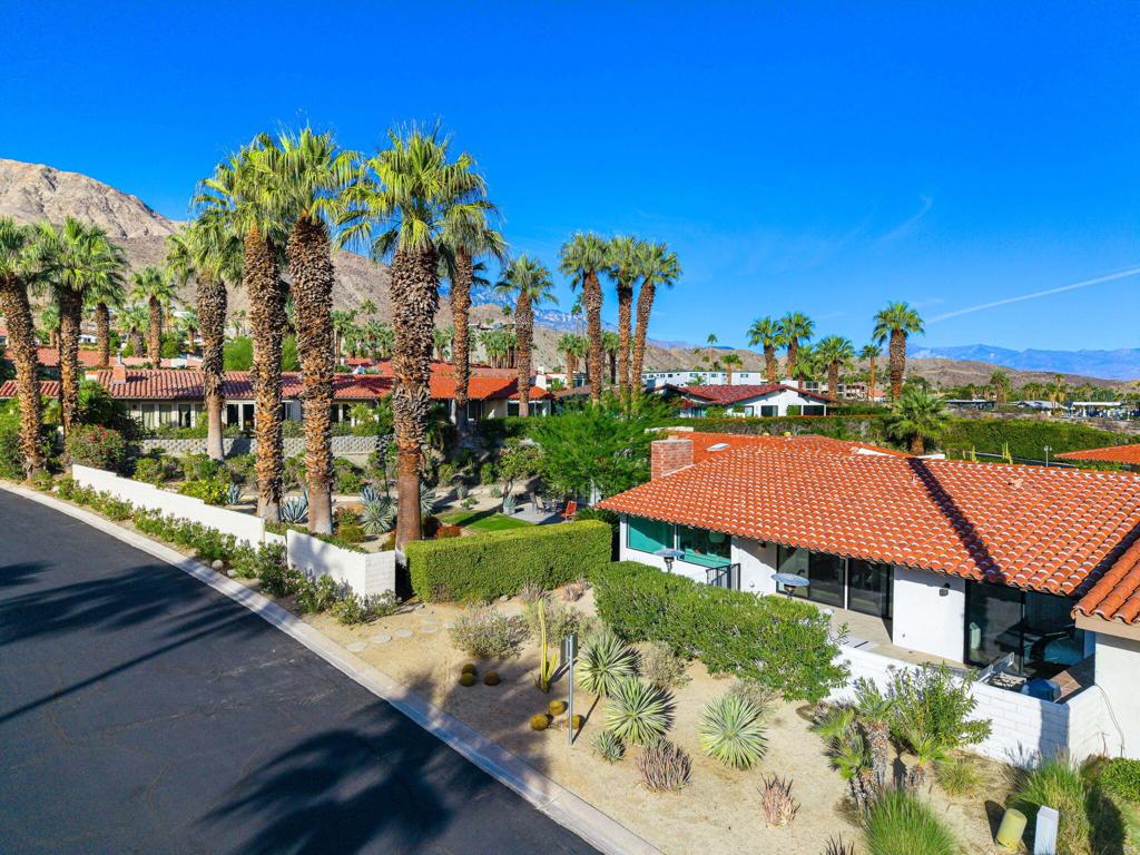 Thunderbird Villas - Residential