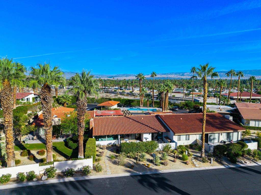 Thunderbird Villas - Residential