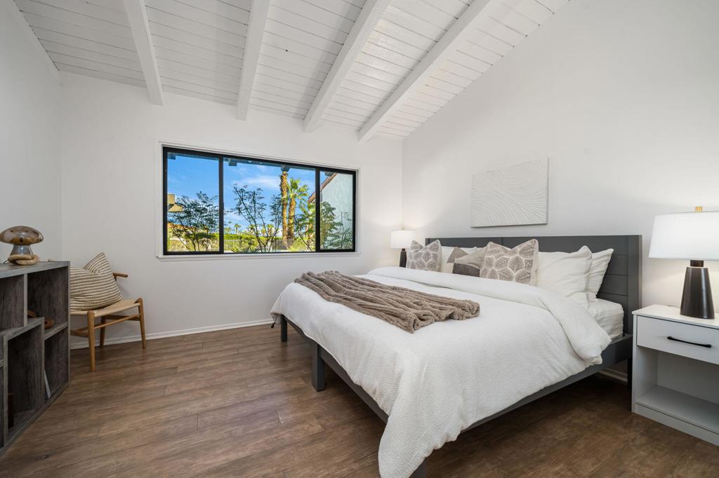 Thunderbird Villas - Residential