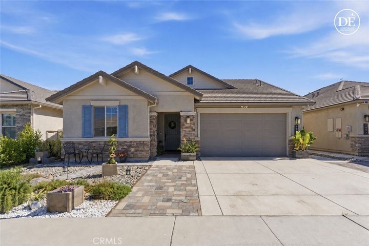 Photo 1 of 37 — 1437 Sunridge Court, Hollister, CA 95023