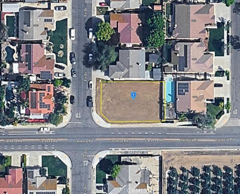 Photo of 1654 Fir Drive, Los Banos, CA 93635 (MLS # AR26084731)