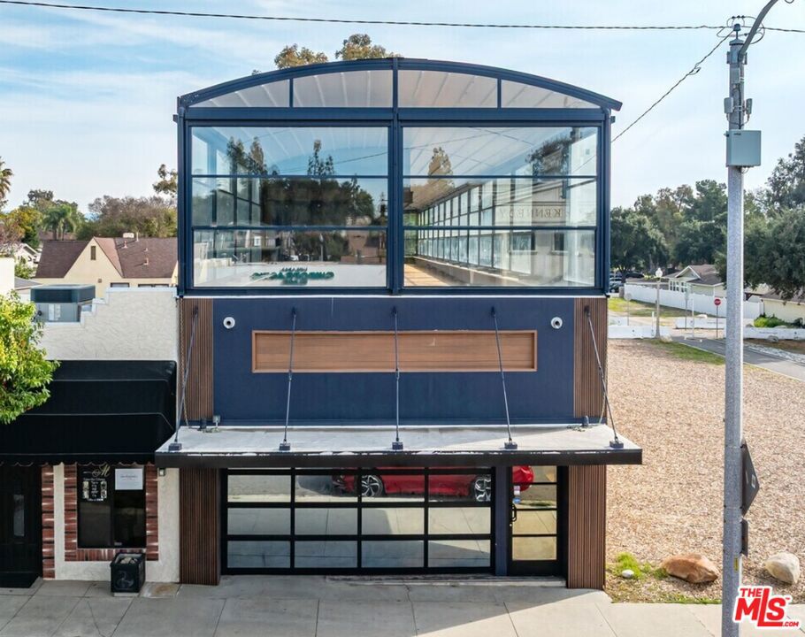 376 N 2nd Avenue