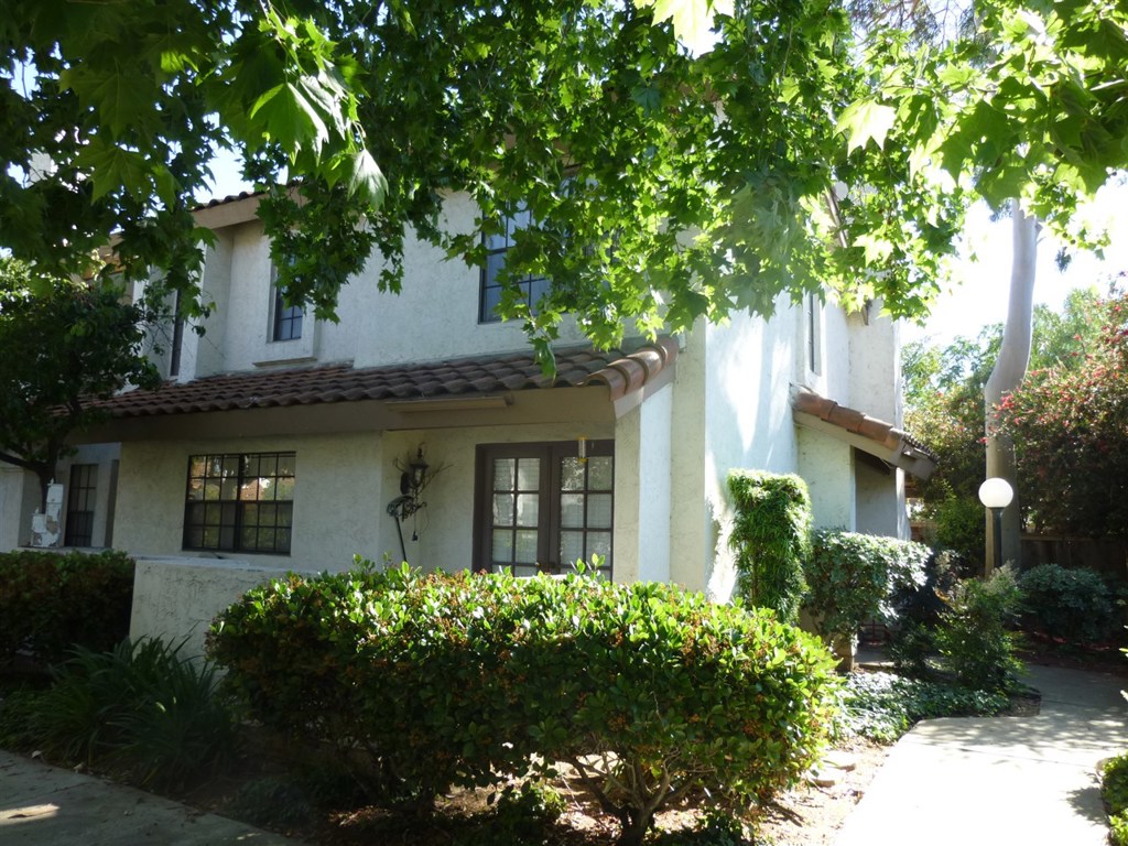 BEAUTIFUL END UNIT TOWN HOME, LOCATED IN DESIRABLE GATED COMMUNITY OF FELICITA VILLA. THIS MODEL REARLY COMES ON THE MARKET. LIGHT & BRIGHT. NICE FLOORPLAN WITH ONE BEDROOM & BATHROOM DOWN STAIRS. ALL FENCED PRIVATE BACKYARD WITH SO MANY MATURE TREES, PLANTS, GORGEOUS POOL & SPA, YOU FEEL THAT YOUR IN A PARK. WALKING DISTANCE TO GROCERY STORES, RESTAURANTS, SHOPPING, PHARMACIES & SERVICES. MINUTES TO WESTFIELD MALL, LAKE HODGES, MOVIE THEATER & FRWY & MORE. NO MELLO-ROOS. GREAT VALUE, WON'T LAST!! Neighborhoods: FELICITA VILLA Other Fees: 0 Sewer: Sewer Connected Topography: LL