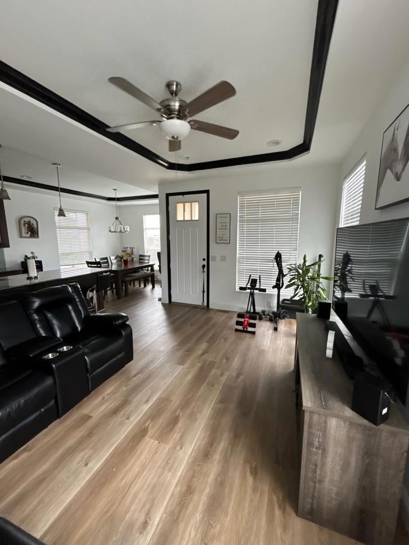 200 Burnett Avenue 70