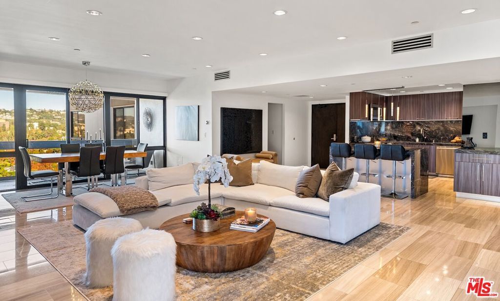 Photo of 10445 Wilshire Boulevard #1905, Los Angeles, CA 90024 (MLS # 26732817)