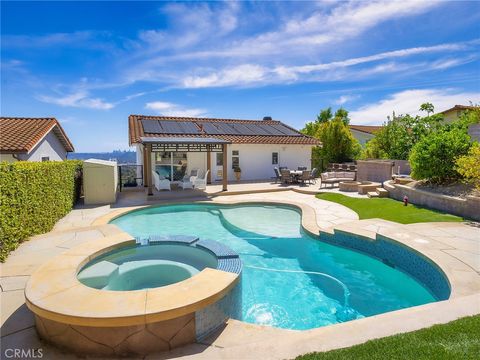 Photo of 1426 E Tujunga Avenue, Burbank, CA 91501 (MLS # BB26065390)