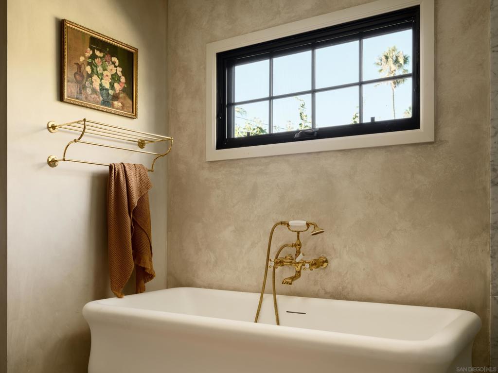 La Jolla - Residential Lease