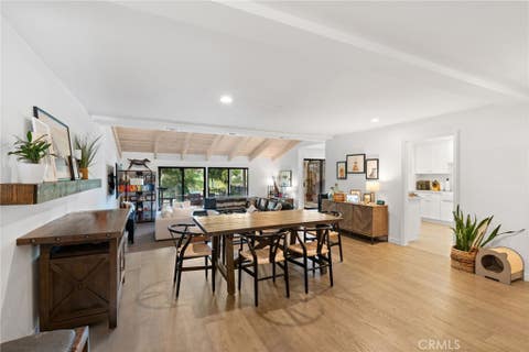 Photo of 23034 Park Sorrento, Calabasas, CA 91302 (MLS # SR26167195)