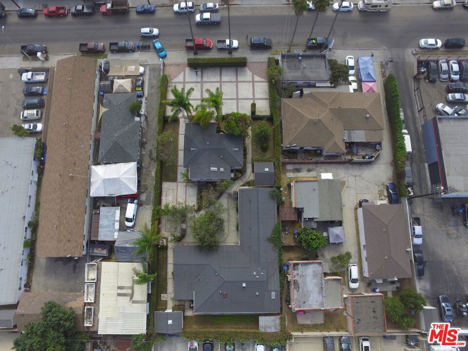 1639 W 228th Street