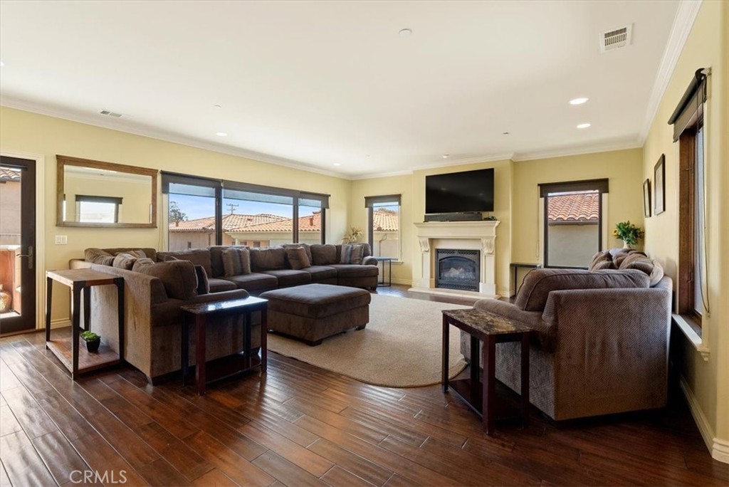 Morro Heights (810) - Residential