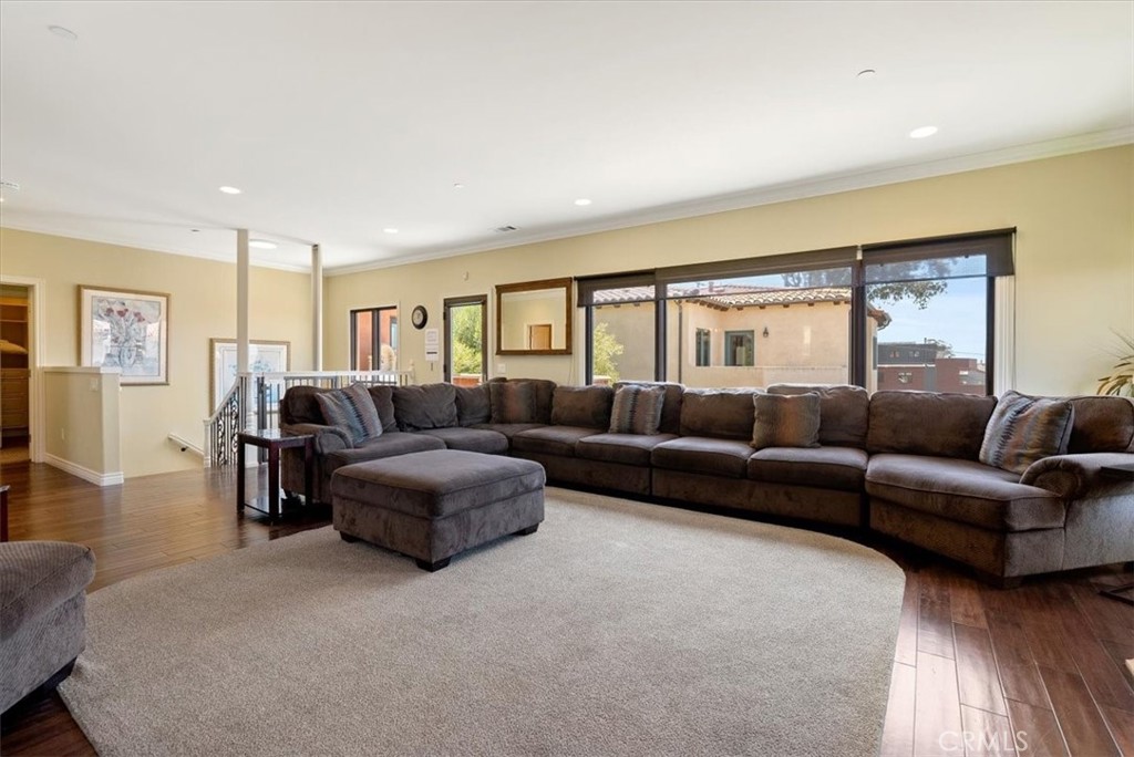 Morro Heights (810) - Residential