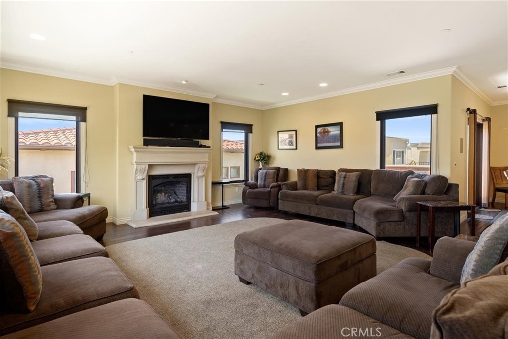 Morro Heights (810) - Residential