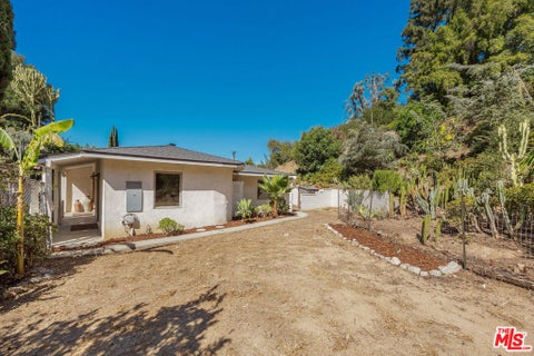 Tiny photo for 3058 Hollycrest Place, Los Angeles, CA 90068 (MLS # 26101670)