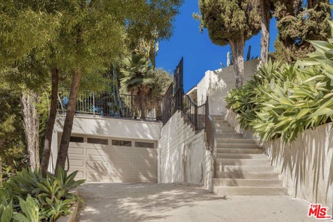 Tiny photo for 3058 Hollycrest Place, Los Angeles, CA 90068 (MLS # 26101670)