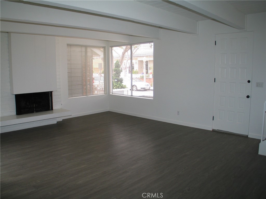 112 Pearl Avenue