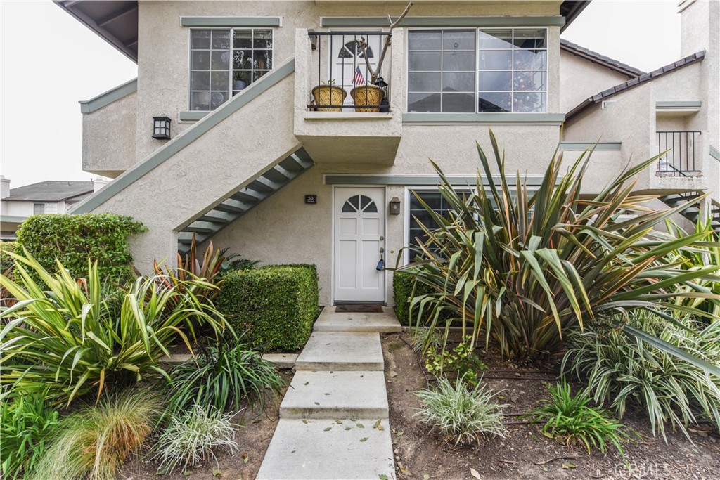 Columbia Square (CS) - Residential Lease