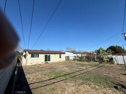 1930 W 18th Santa Ana CA 92706