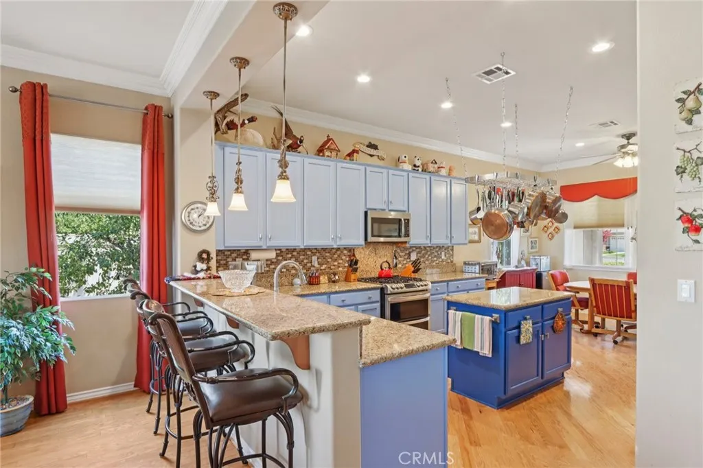 Hemet, California 92545, United States, 2 Bedrooms Bedrooms, ,2 BathroomsBathrooms,Residential,Active,193419