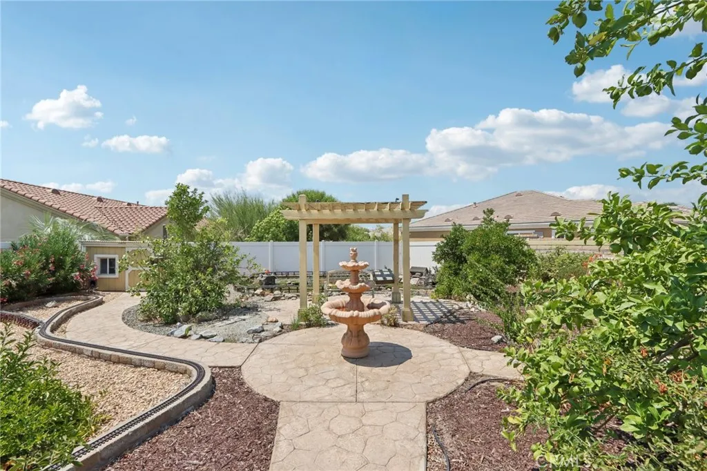 Hemet, California 92545, United States, 2 Bedrooms Bedrooms, ,2 BathroomsBathrooms,Residential,Active,193419