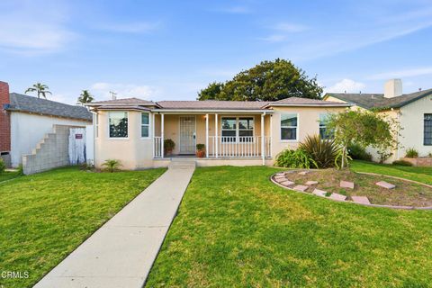 Photo of 255 Douglas Avenue, Oxnard, CA 93030 (MLS # V1-34069)