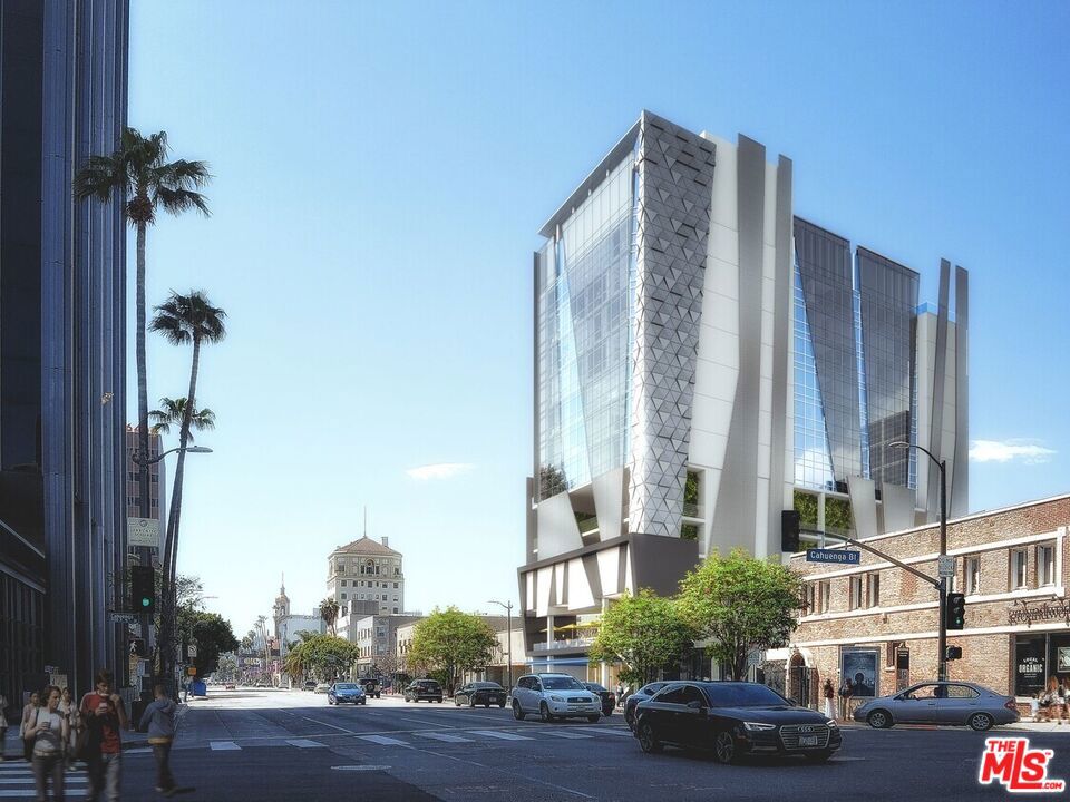 6445 W Sunset Boulevard