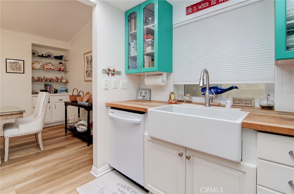 Huntington Landmark Townhomes (HLAN) - Residential