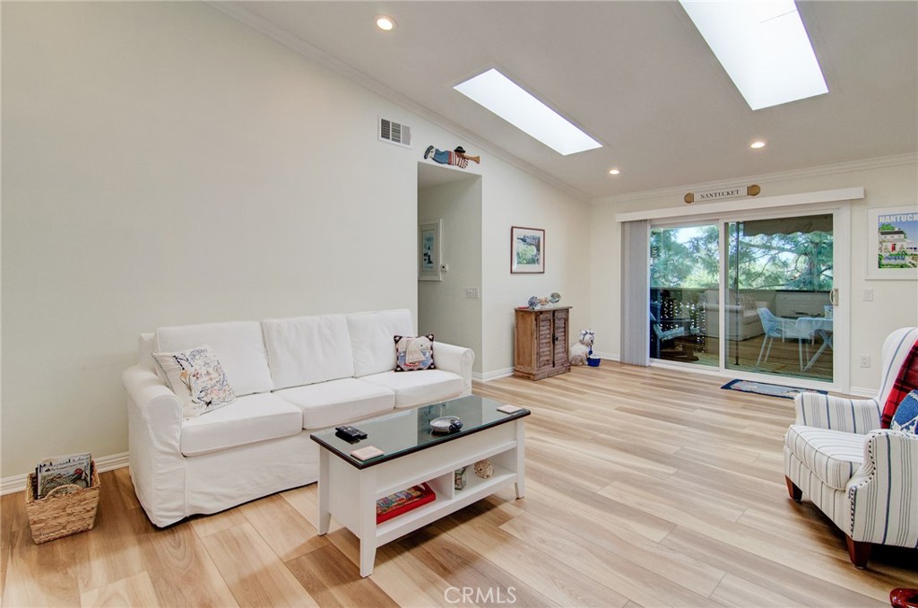 Huntington Landmark Townhomes (HLAN) - Residential