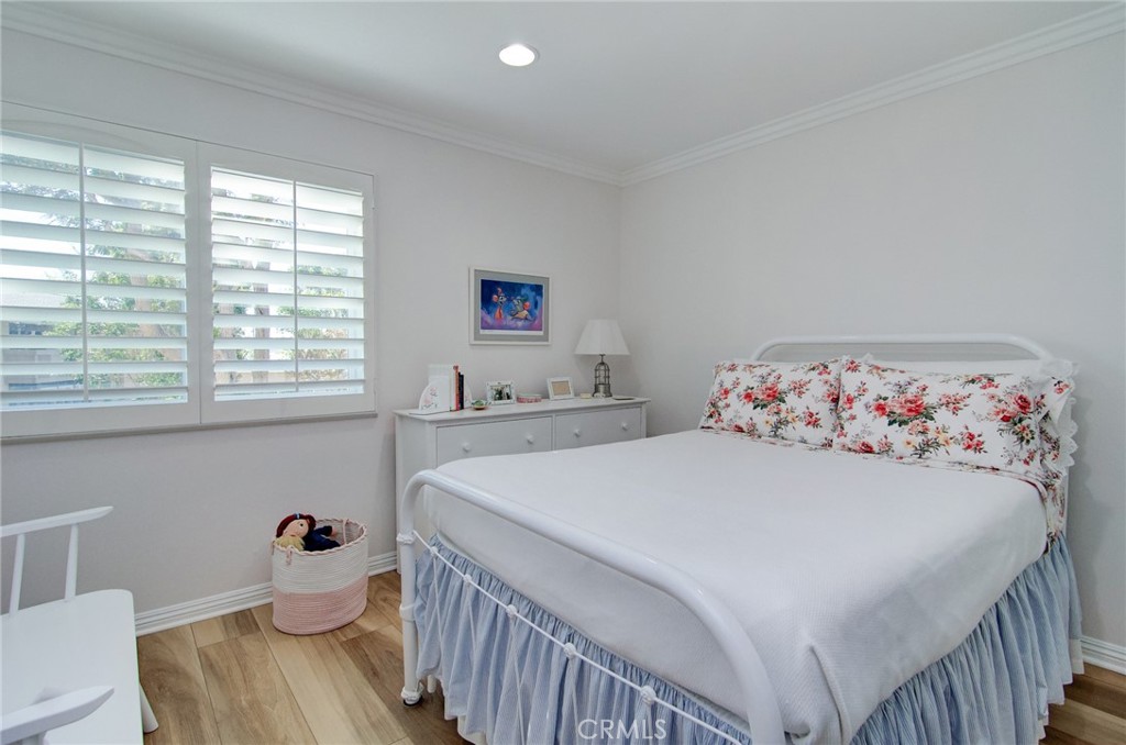 Huntington Landmark Townhomes (HLAN) - Residential