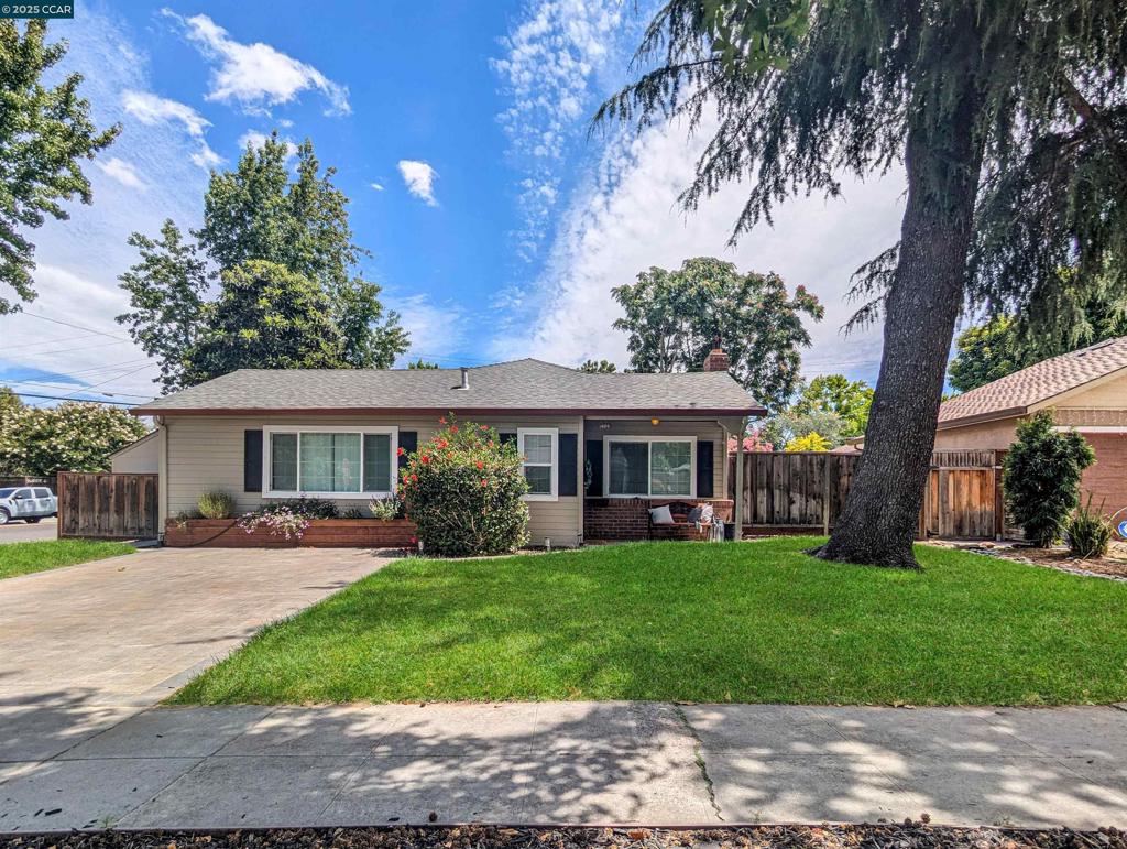 Bright & comfortable - best value in Willow Glen! 3-bed, 2-bath PLUS spacious bonus family room that offers space where it counts: a real living room, a separate family room, and a recently updated kitchen with quartz counters and matching stainless appliances. Recessed lighting and fresh paint throughout. There’s a new washer/dryer, EV charger, and spacious off-street parking. The backyard is landscaped and the deck is made for dinner outside. A-MA-ZING location - walk to the park, bike to downtown Willow Glen, and get anywhere else fast via nearby commuter routes. Gardening is included. Tenant covers utilities. Ready now. Apply with RentSpree https://apply.link/zDRDi-Y
