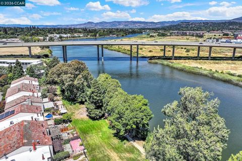 Photo of 908 Marina Dr DR #908, Napa, CA 94559 (MLS # 41141054)