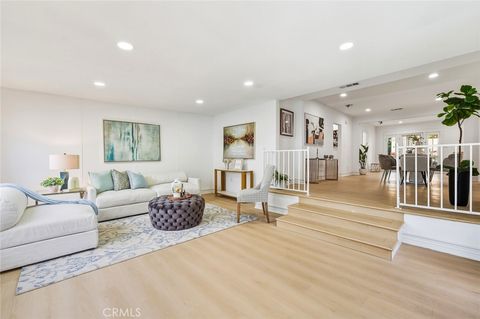 1065 Bennett Long Beach CA 90804