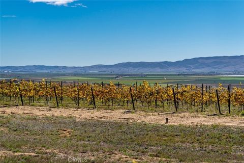 Tiny photo for 1650 Eucalyptus RD, Nipomo, CA 93444 (MLS # PI26112143)