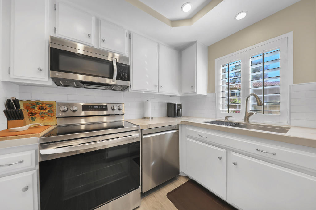 72844 Tony Trabert Lane